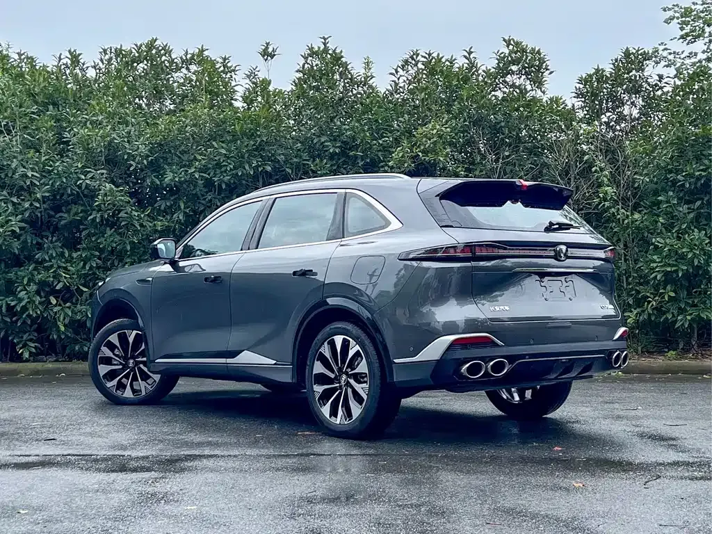 Changan CS75PLUS — фото 6