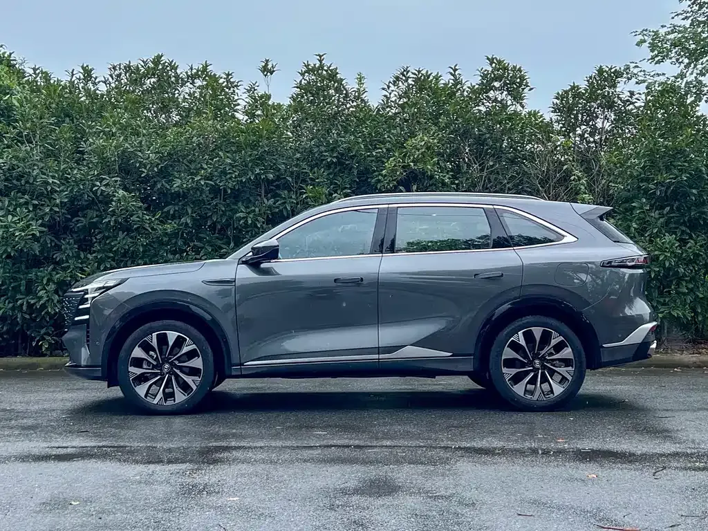 Changan CS75PLUS — фото 7