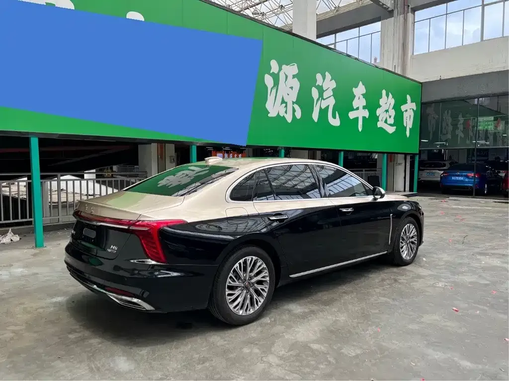 Hongqi H5 — фото 9