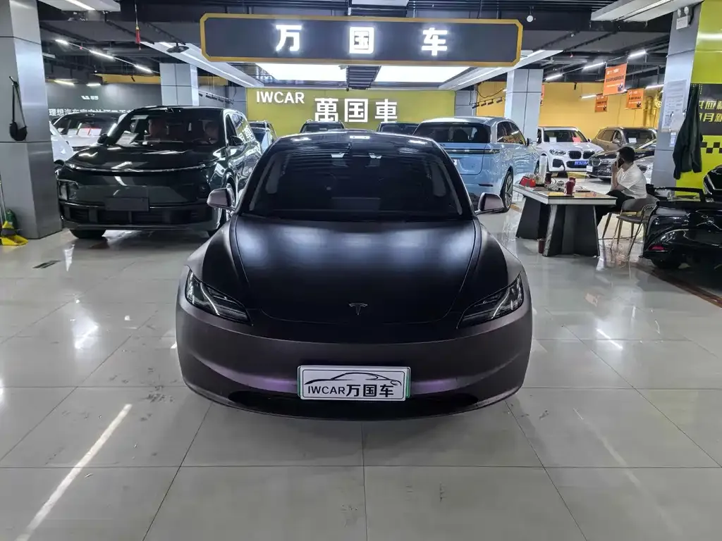 Tesla Model 3 — фото 4