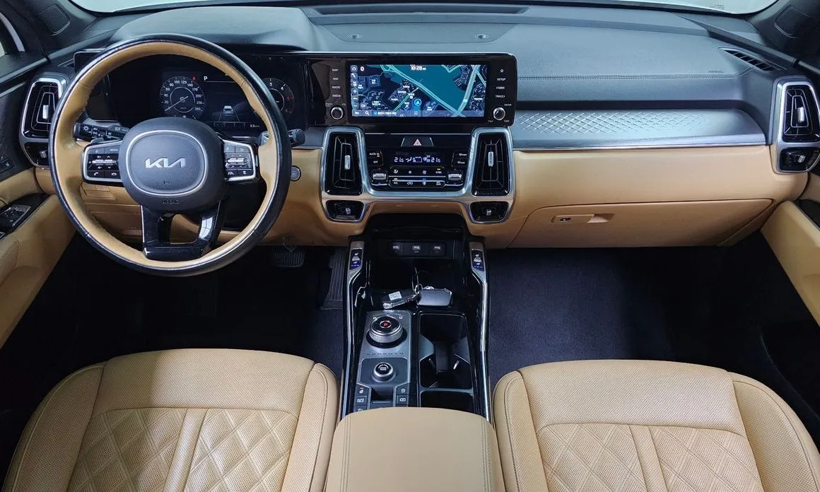 Kia Sorento — фото 10