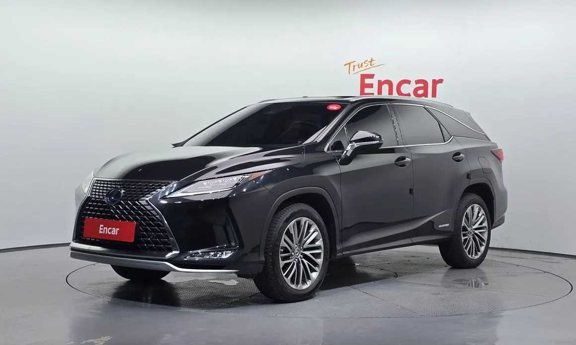 Lexus RX — фото 1