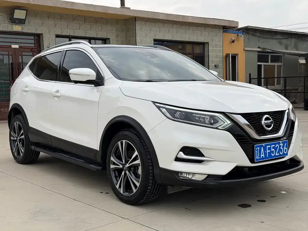 Nissan Qashqai — фото 6