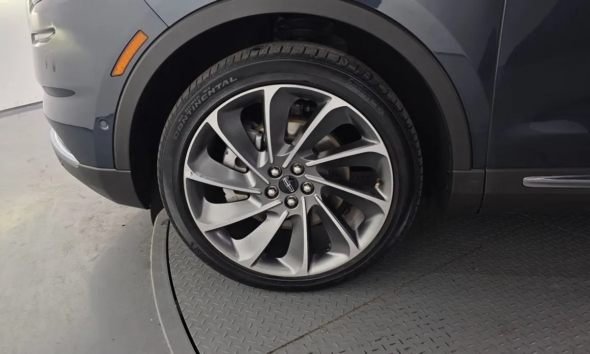 Lincoln Nautilus — фото 9