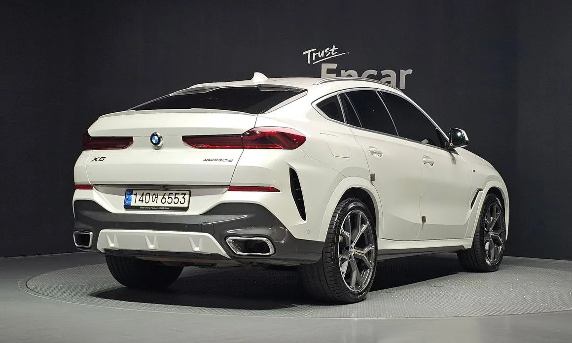 BMW X6 — фото 9