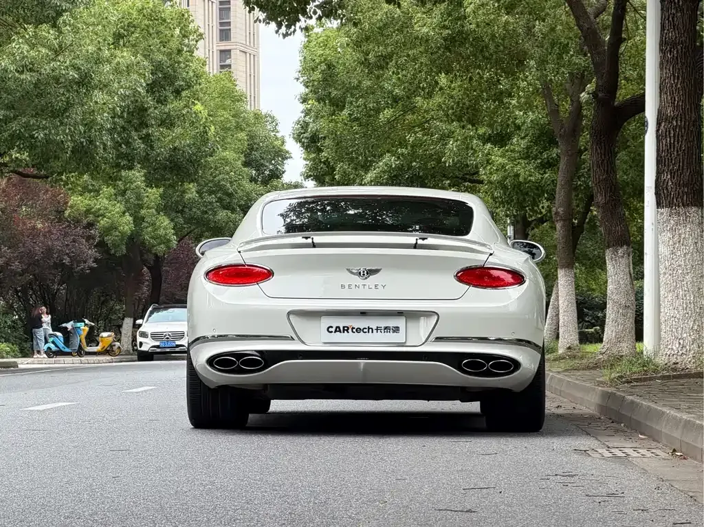 Bentley Continental — фото 8