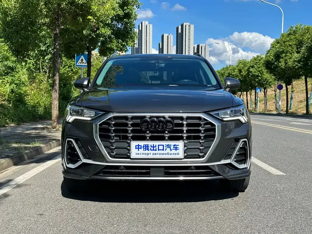 Audi Q3 — фото 4