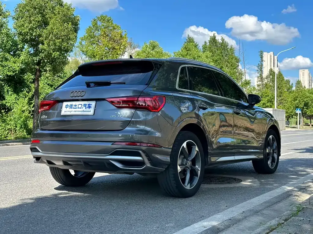 Audi Q3 — фото 7