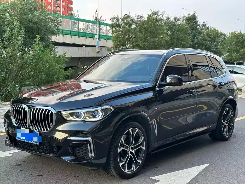 BMW X5 — фото 1
