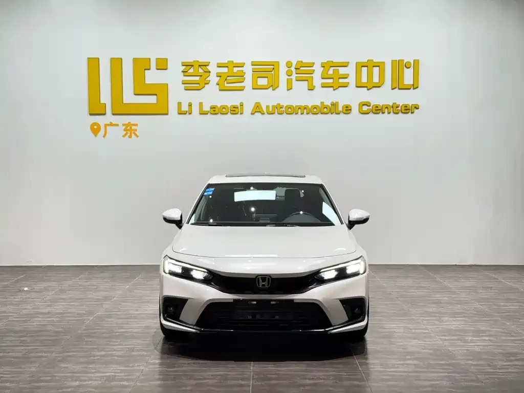 Honda Civic — фото 3