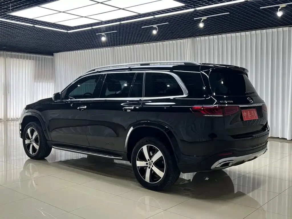 Mercedes-Benz GLS — фото 10