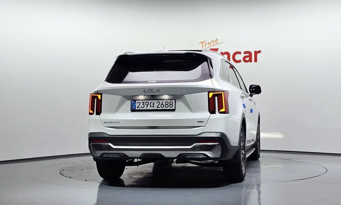 Kia Sorento — фото 6