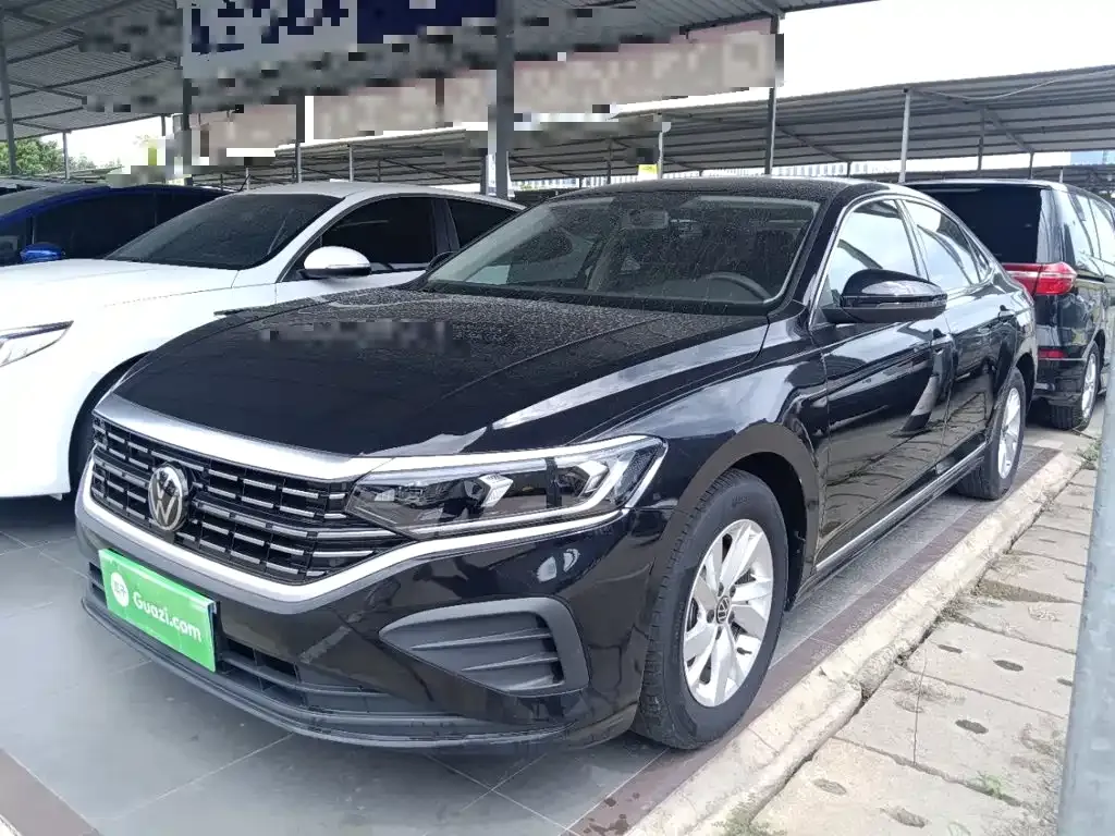 Volkswagen Passat — фото 1