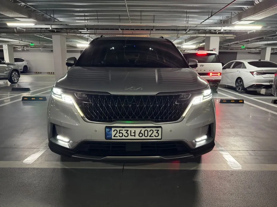 Kia Carnival — фото 1