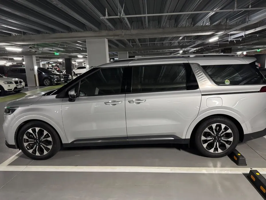 Kia Carnival — фото 2