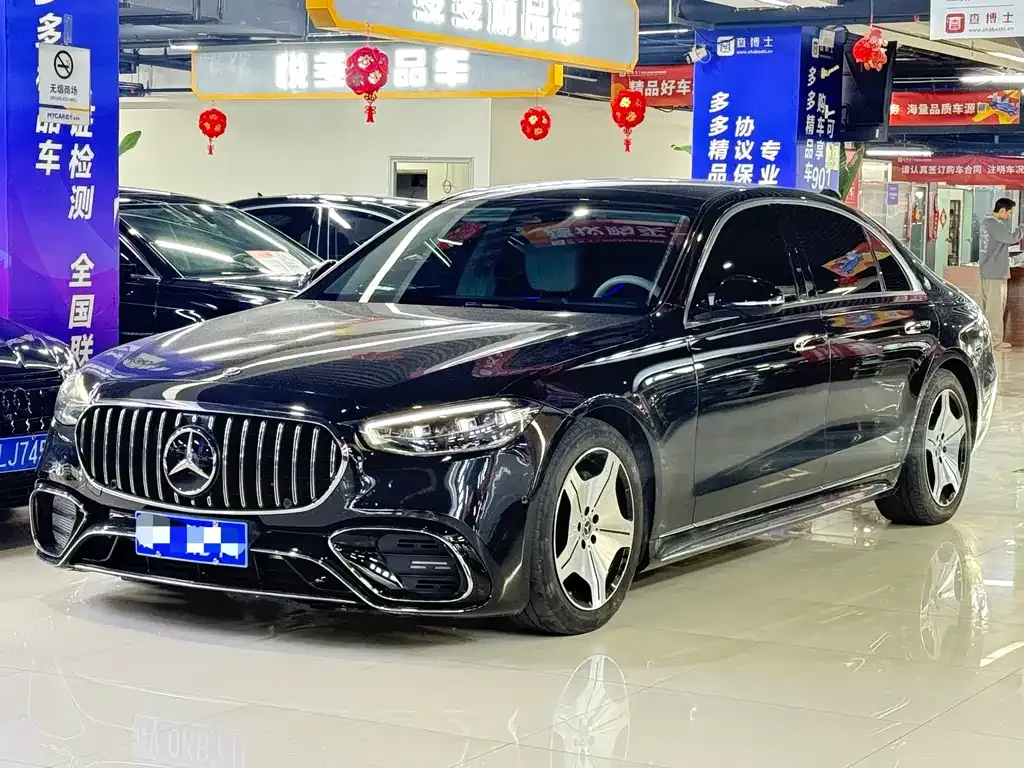 Mercedes-Benz S-Class — фото 1