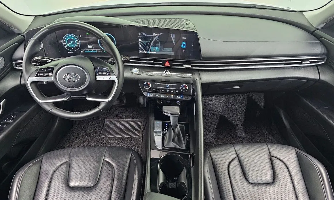Hyundai AVANTE — фото 9