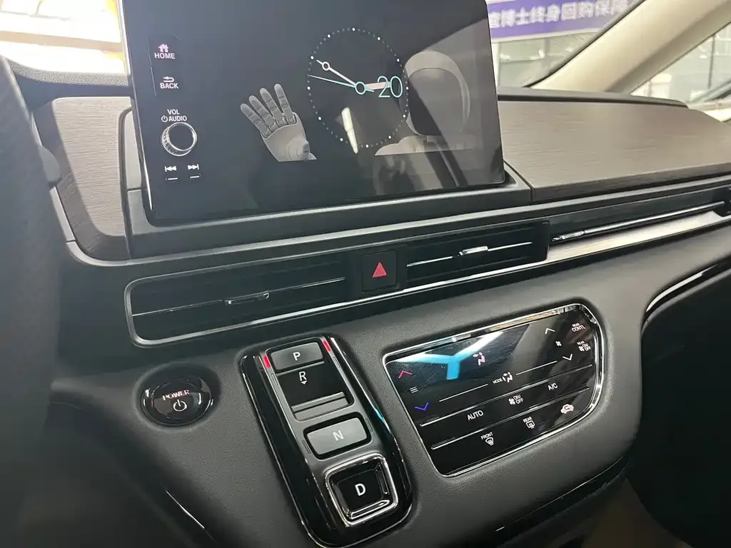 Honda Odyssey — фото 10