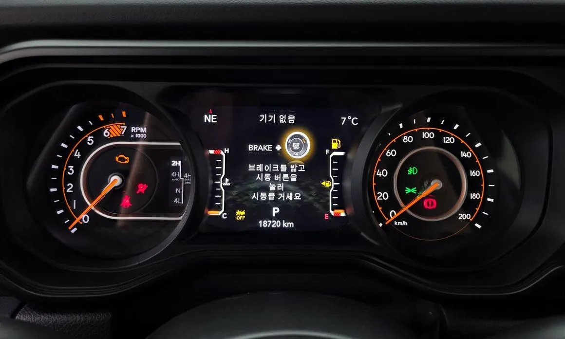 Jeep Wrangler — фото 2