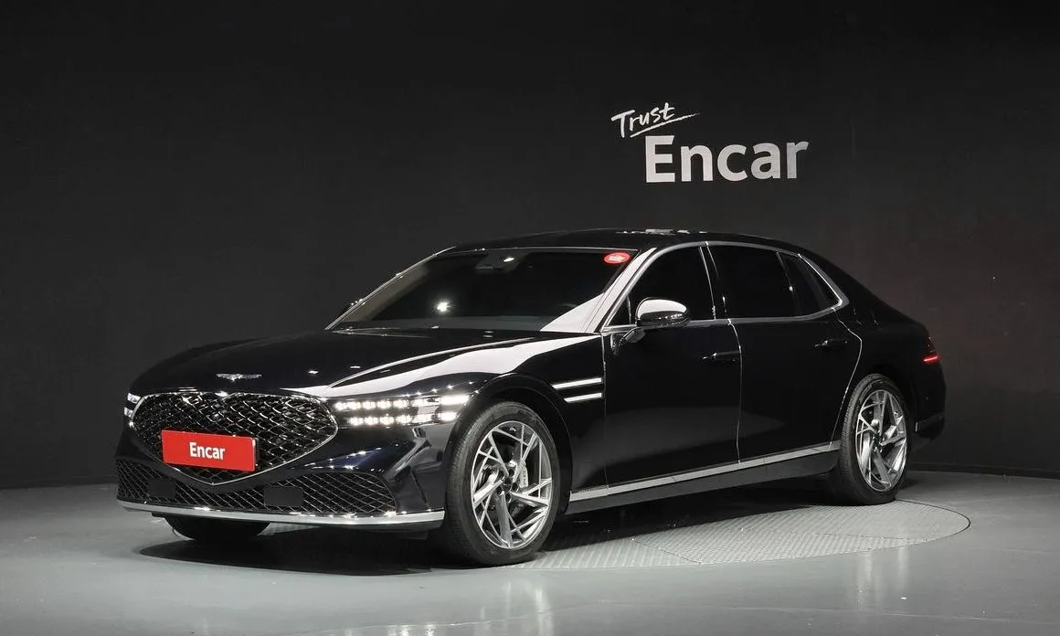 Genesis G90 — фото 1