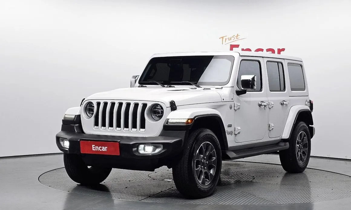 Jeep Wrangler — фото 1