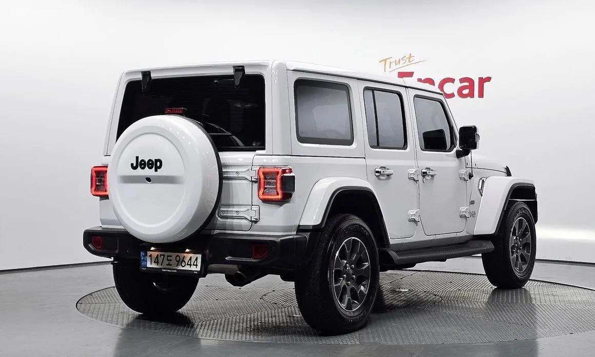 Jeep Wrangler — фото 2