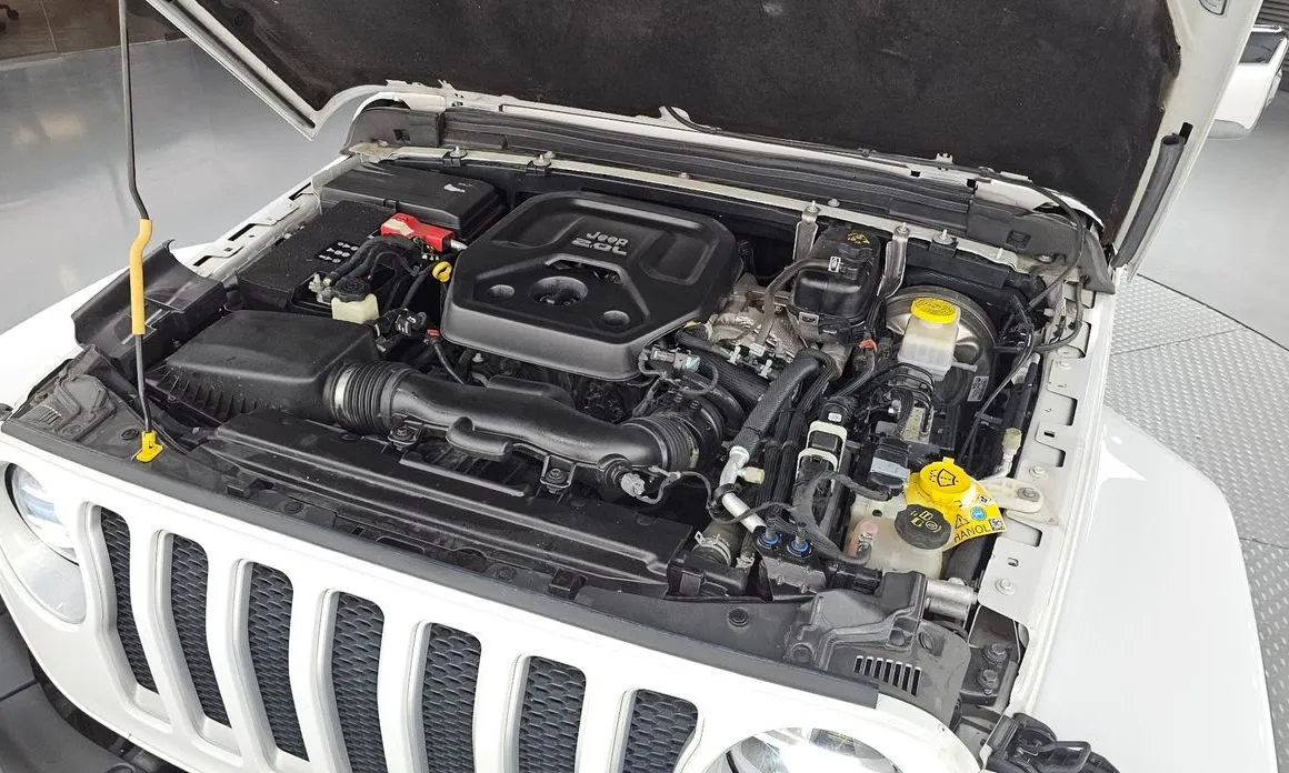 Jeep Wrangler — фото 8