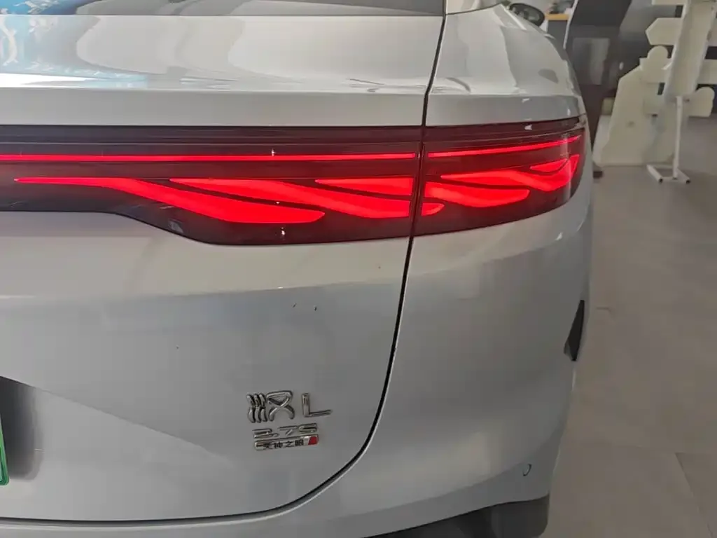 BYD Han L — фото 2
