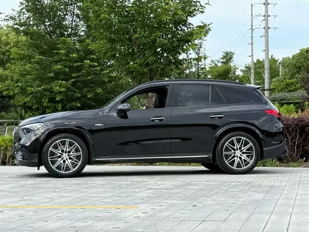 Mercedes-Benz GLC AMG — фото 7