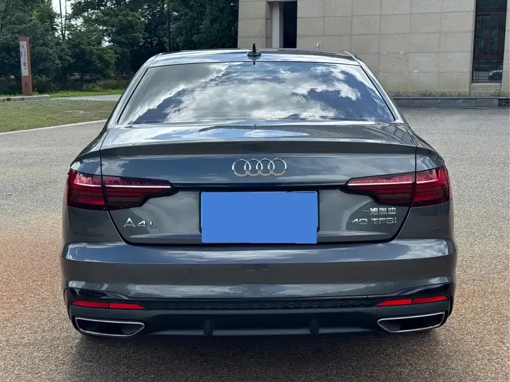 Audi A4L — фото 6