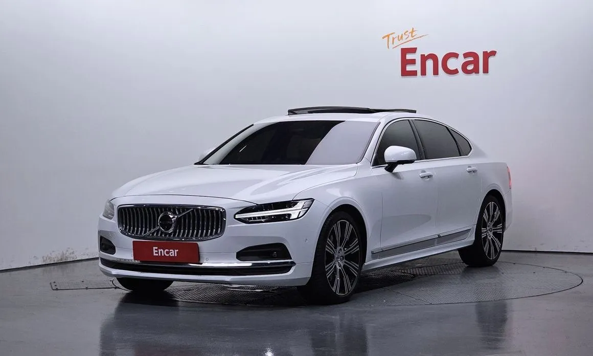 Volvo S90 — фото 1