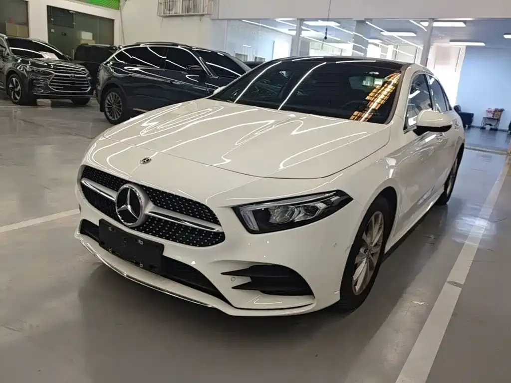 Mercedes-Benz A-Class — фото 10