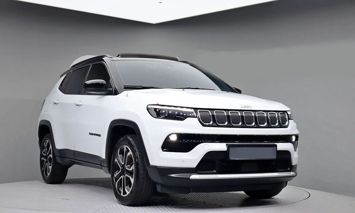 Jeep Compass — фото 6