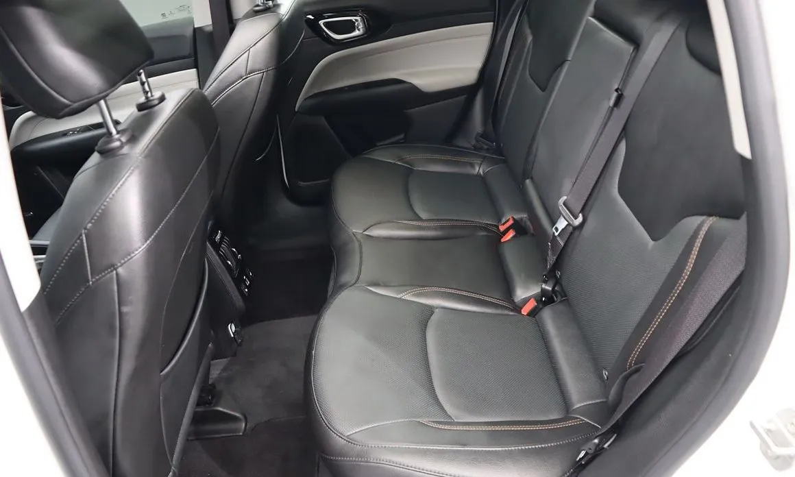 Jeep Compass — фото 3