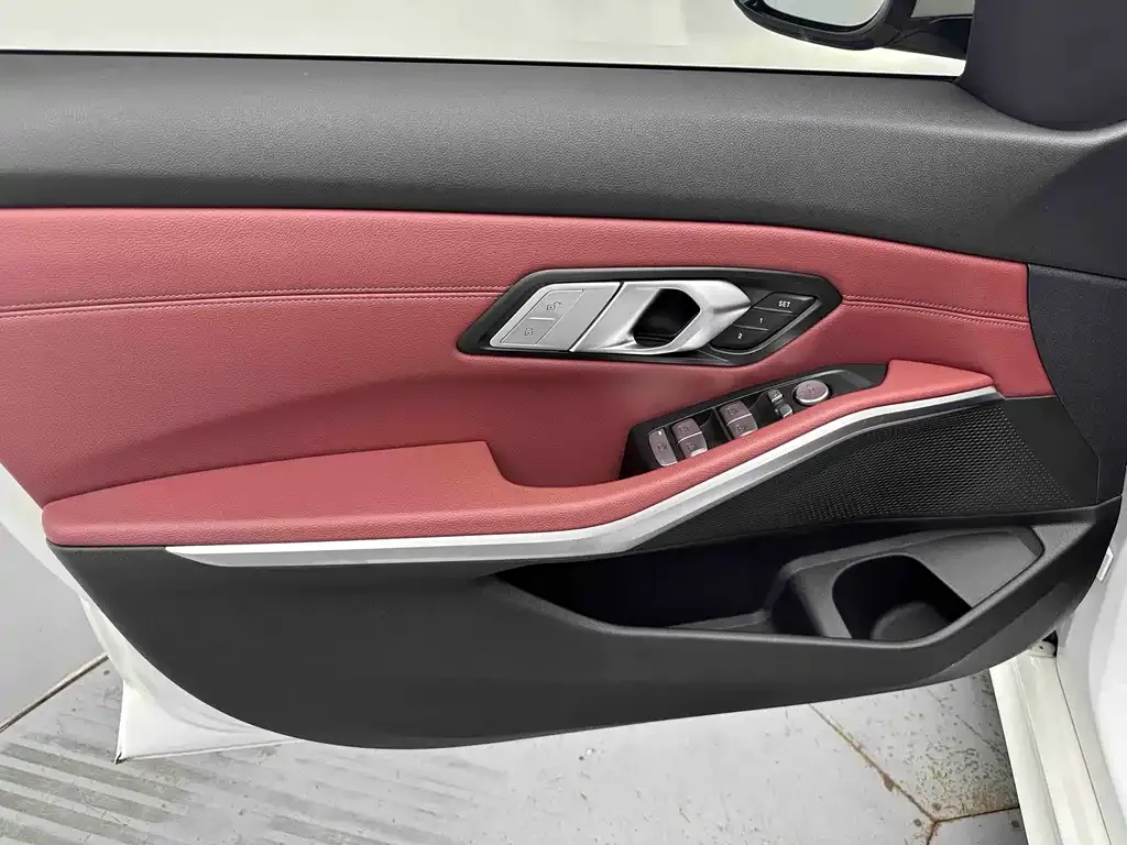 BMW 3 Series — фото 10