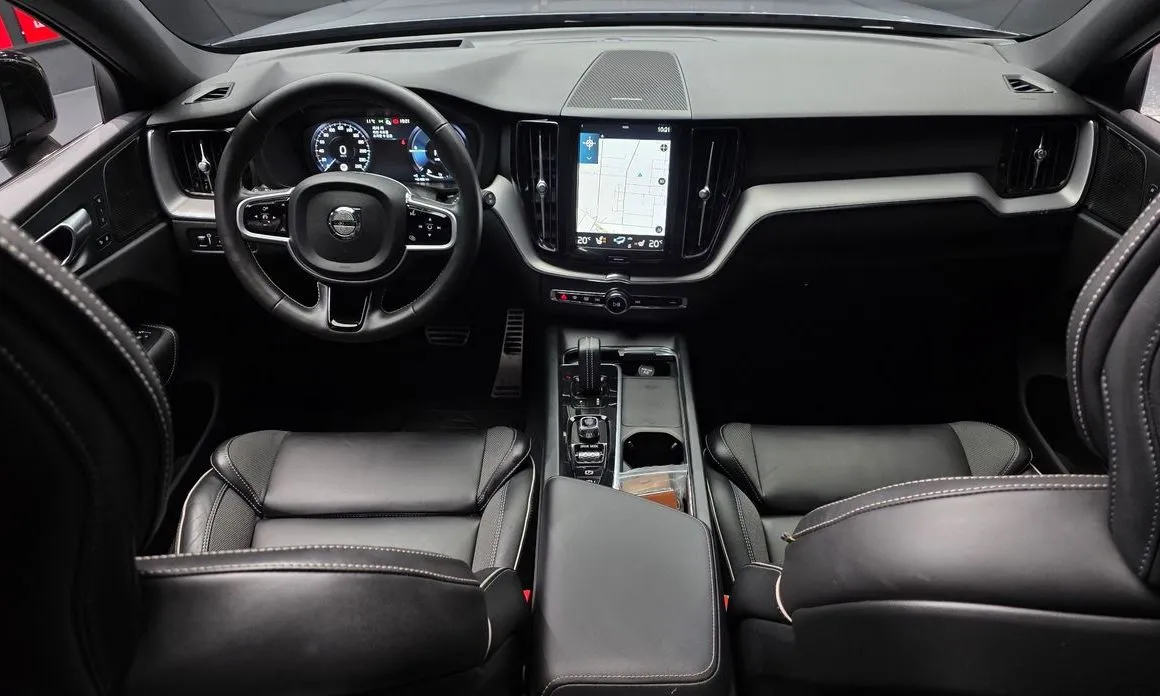 Volvo XC60 — фото 4