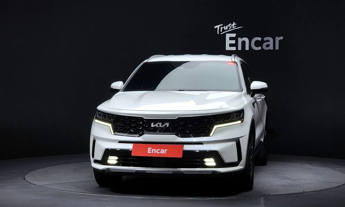 Kia Sorento — фото 6