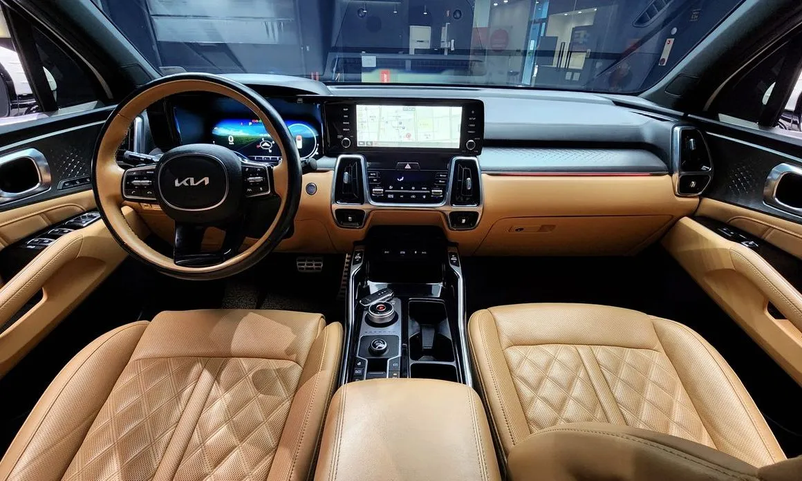 Kia Sorento — фото 7