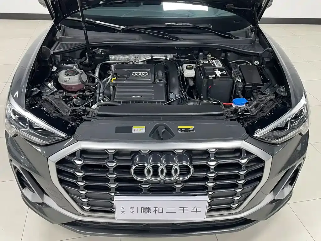 Audi Q3 — фото 10