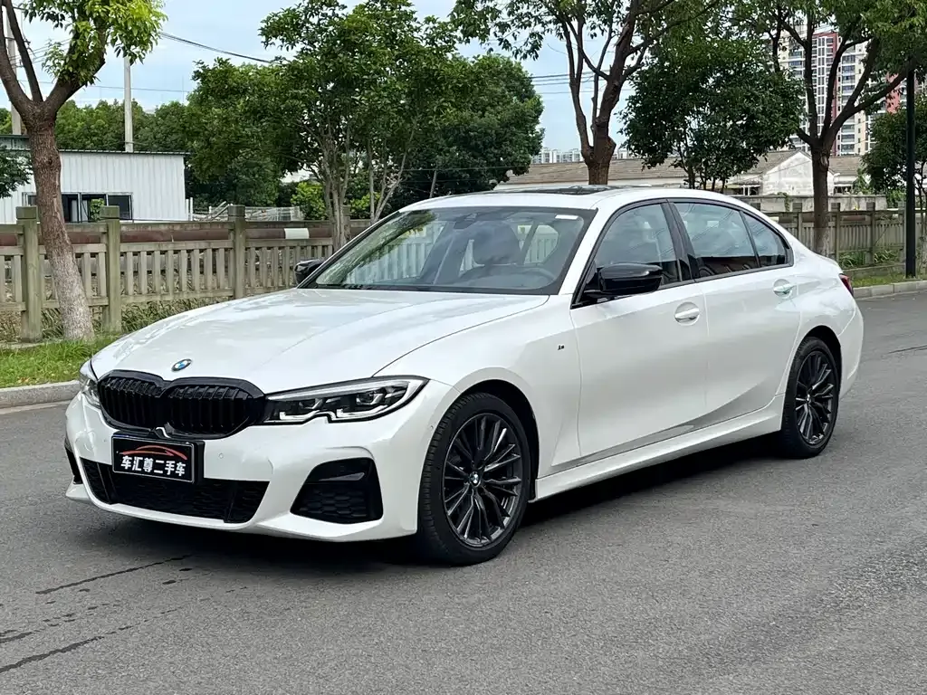 BMW 3 Series — фото 1
