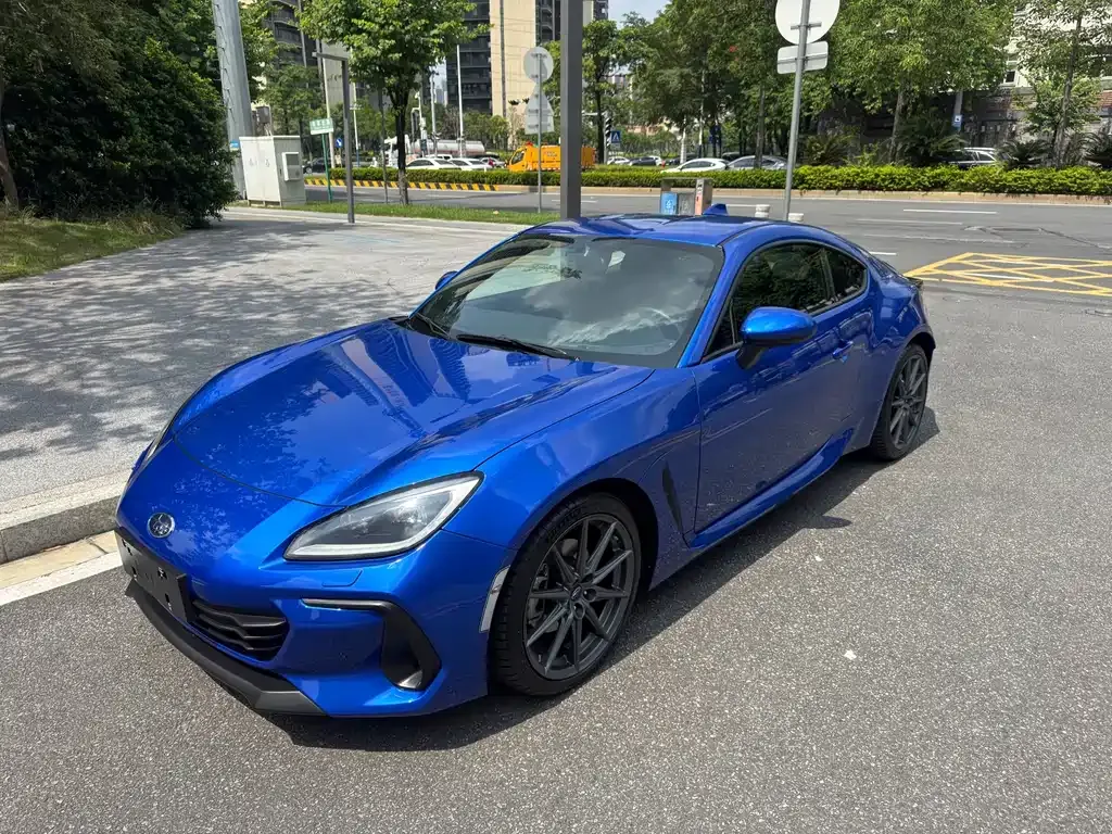 Subaru BRZ — фото 1