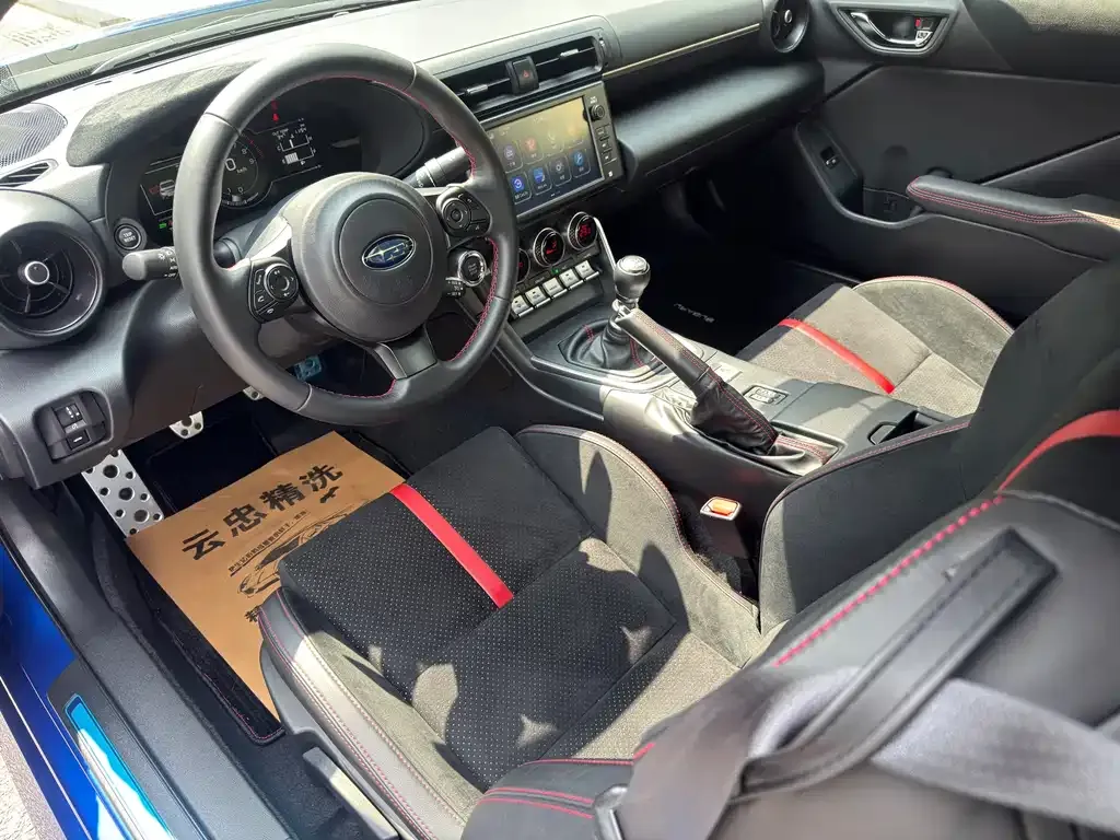 Subaru BRZ — фото 4