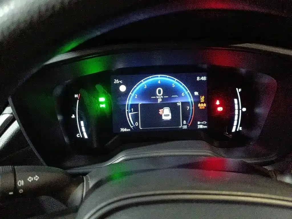 Toyota Corolla Cross — фото 10