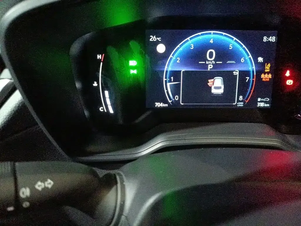 Toyota Corolla Cross — фото 9