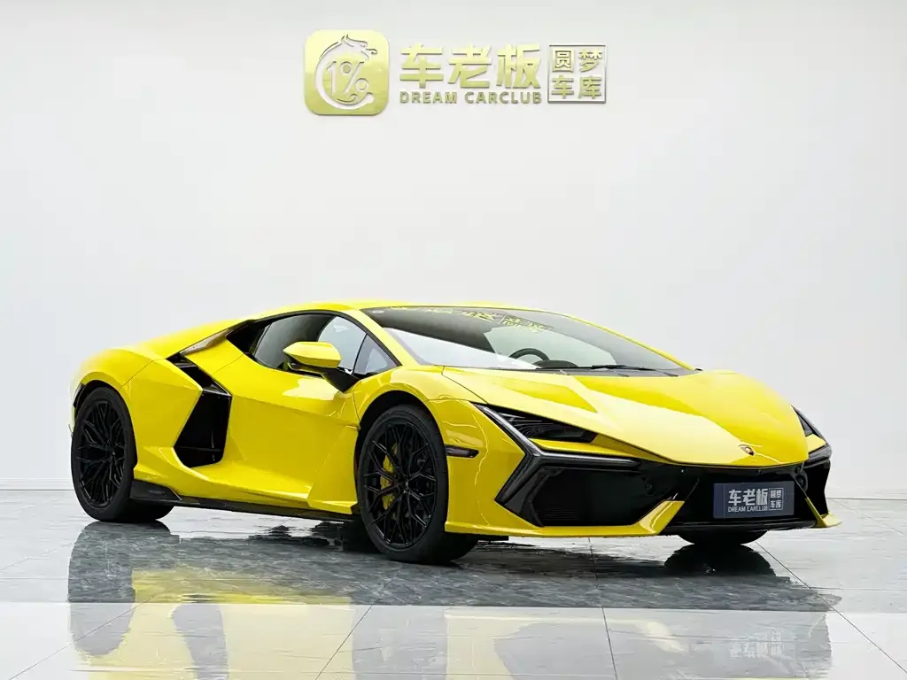Lamborghini Revuelto — фото 9