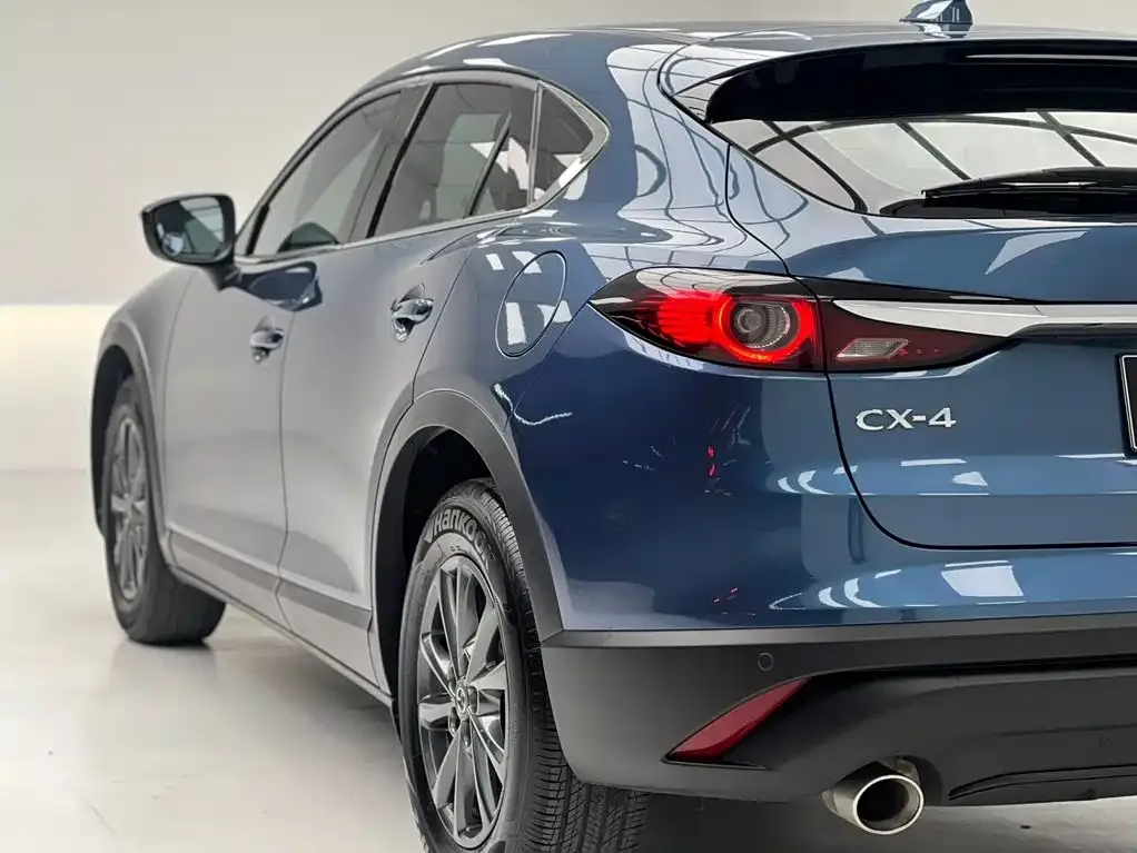 Mazda CX-4 — фото 8