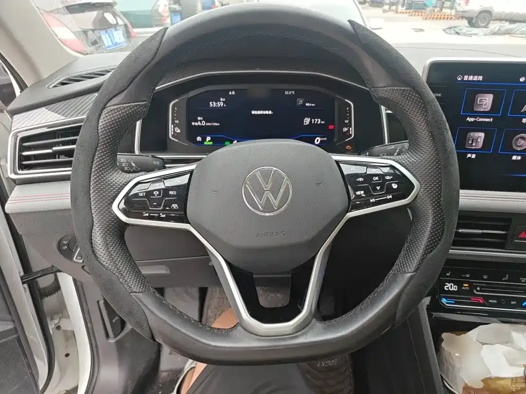 Volkswagen 途观L插电混动 — фото 10