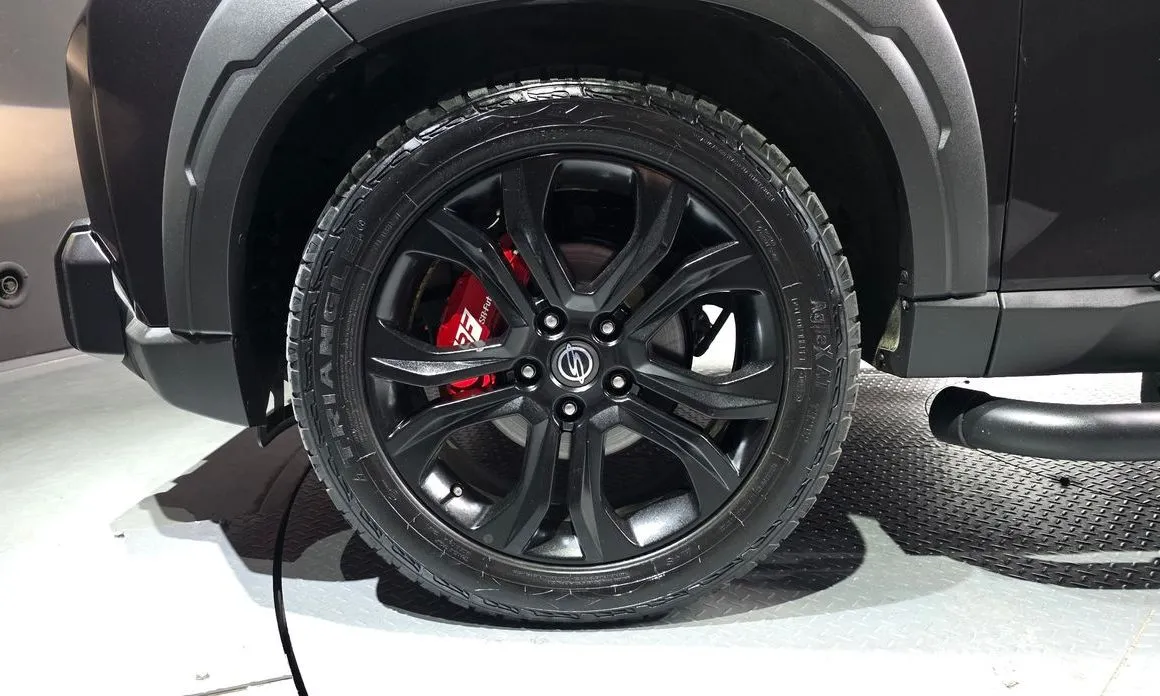 KG Mobility (Ssangyong) Rexton — фото 7