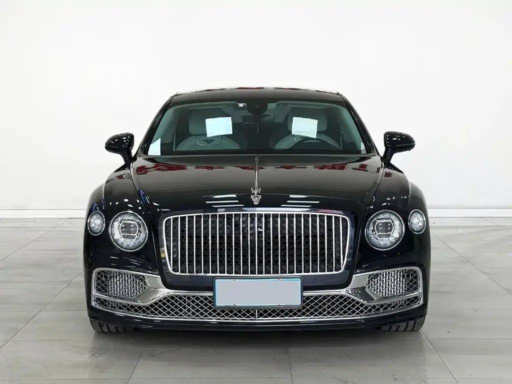 Bentley Flying Spur — фото 5