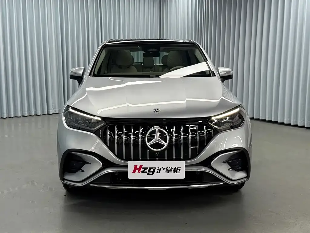 Mercedes-Benz EQE SUV — фото 7
